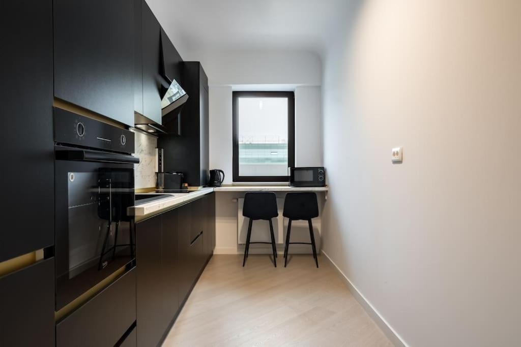 Skyline Black - Cortina North Apartment Voluntari Exterior photo